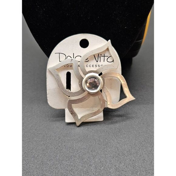 Dolce Vita Paris Silver Tone Floral Leaf Flower Open Brooch Pin Metal Open Work‎ - Picture 1 of 7